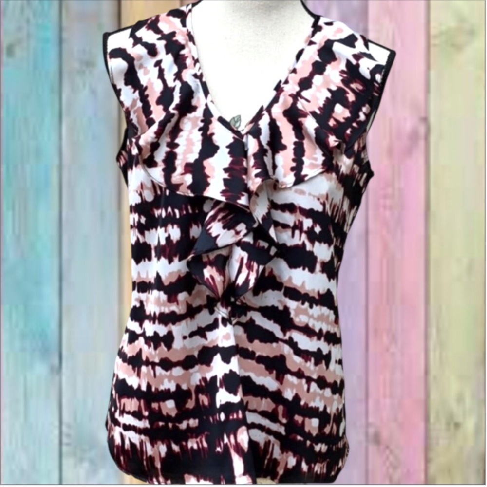 Ann Taylor White Black Sleeveless Ruffled Print V-neck Top